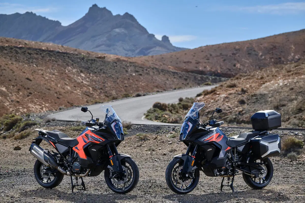 KTM 1290 SUPER ADVENTURE S Test 2021: 160 cv, elettronica al top