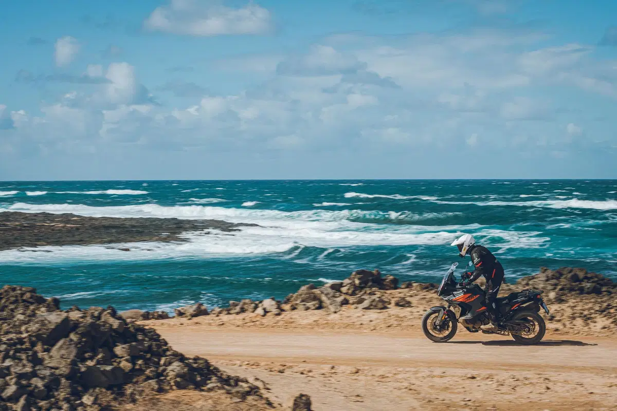 KTM 1290 SUPER ADVENTURE S Test 2021: 160 cv, elettronica al top (5)