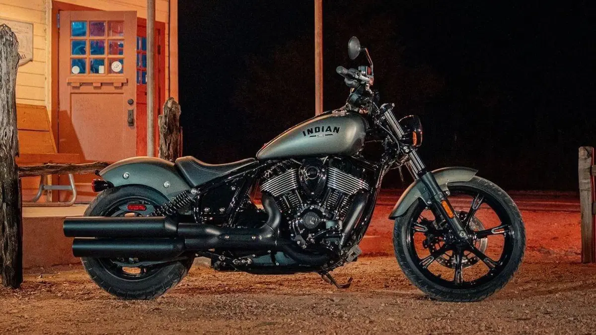 Indian 2021: tre nuove cruiser Chief per il centenario. Foto e prezzi
