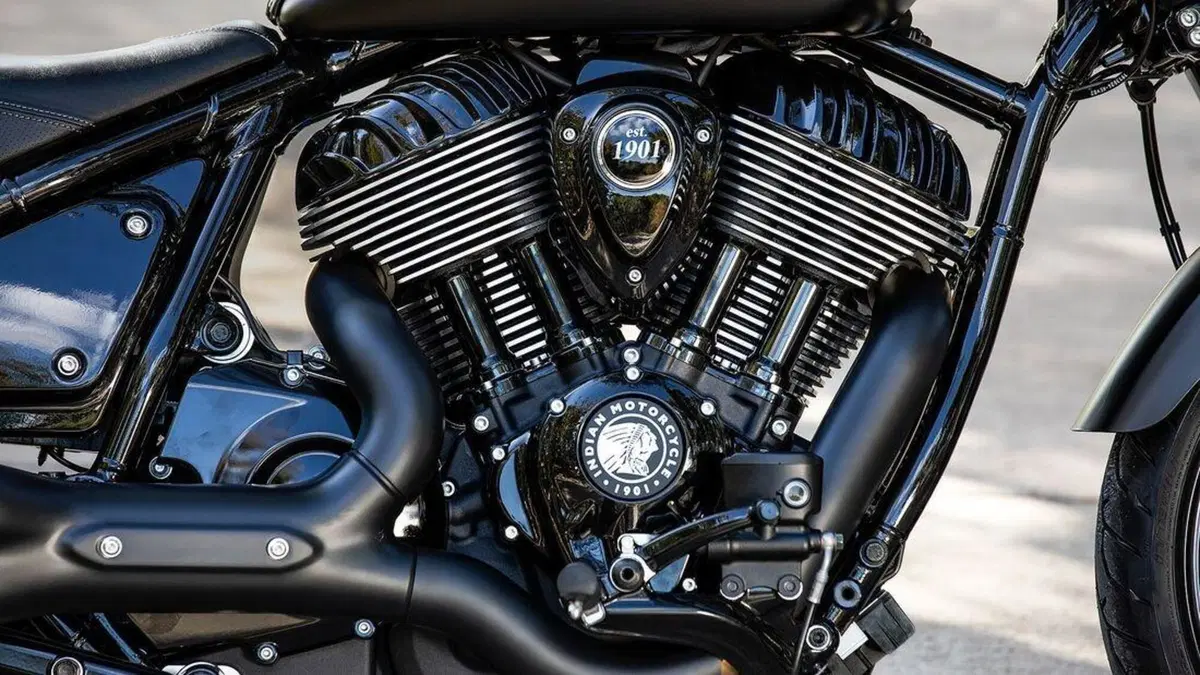 Indian 2021: tre nuove cruiser Chief per il centenario. Foto e prezzi (8)