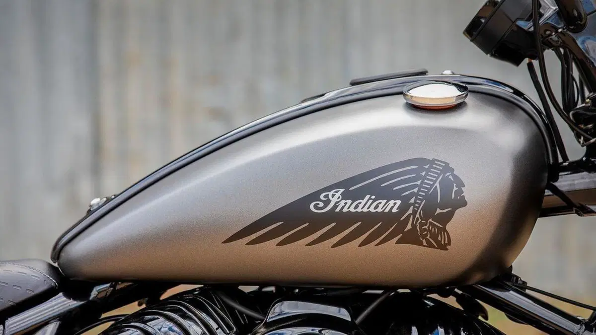 Indian 2021: tre nuove cruiser Chief per il centenario. Foto e prezzi (4)