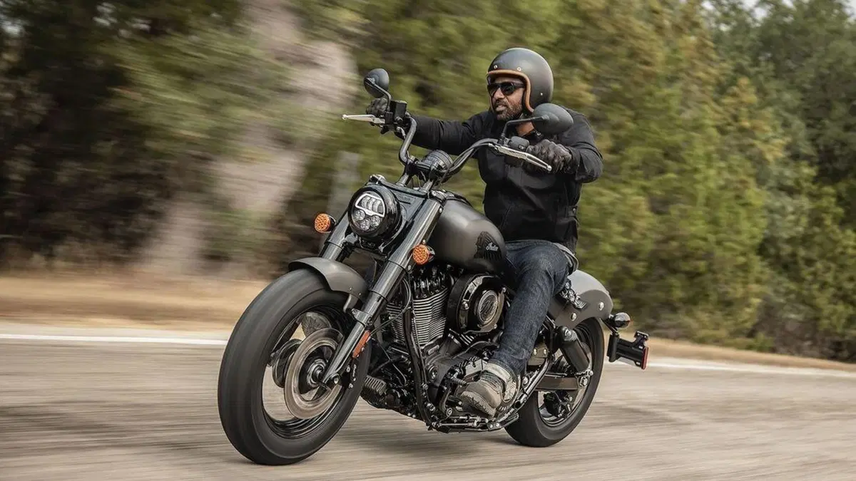 Indian 2021: tre nuove cruiser Chief per il centenario. Foto e prezzi (11)