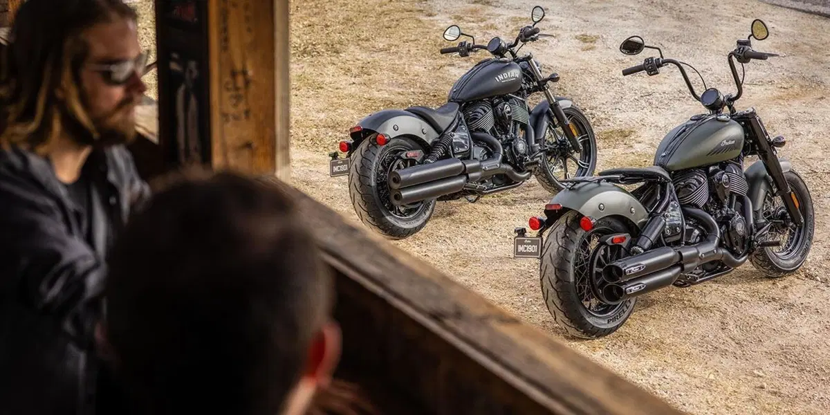 Indian 2021: tre nuove cruiser Chief per il centenario. Foto e prezzi (14)