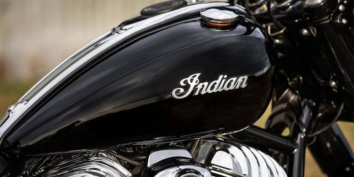Indian 2021: tre nuove cruiser Chief per il centenario. Foto e prezzi (10)