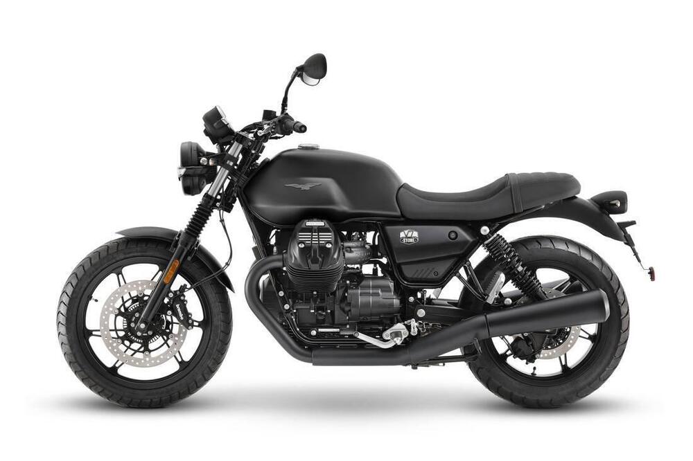 Moto Guzzi V7 Stone (2021 - 25) (5)