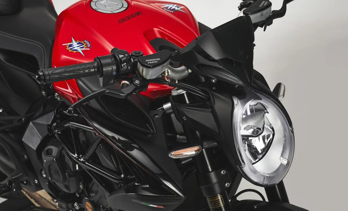 MV Agusta Brutale 800 Brutale 800 Rosso (2021 - 23) (9)