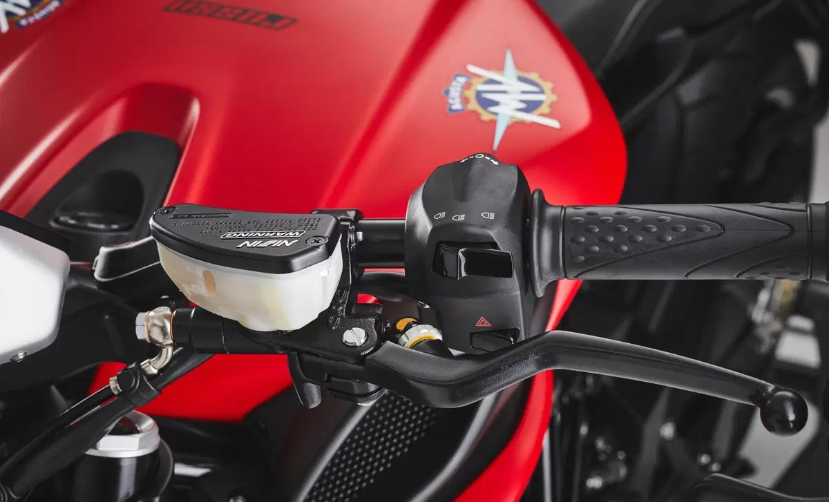 MV Agusta Dragster 800 Dragster 800 Rosso (2021 - 23) (10)