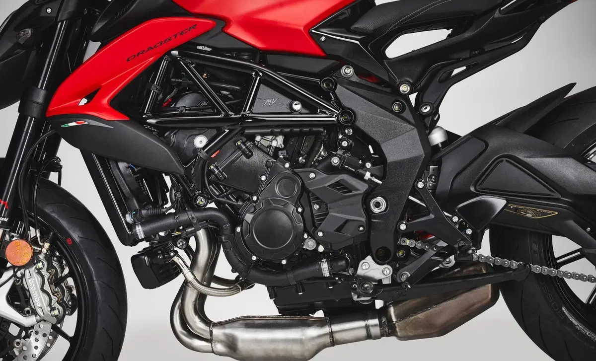 MV Agusta Dragster 800 Dragster 800 Rosso (2021 - 23) (16)