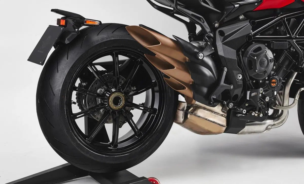 MV Agusta Dragster 800 Dragster 800 Rosso (2021 - 23) (21)