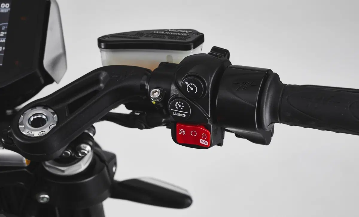 MV Agusta Dragster 800 Dragster 800 RR (2021 - 23) (11)