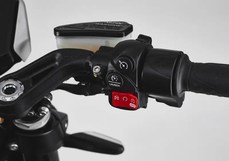 MV Agusta Dragster 800 Dragster 800 RR (2021 - 23) (11)