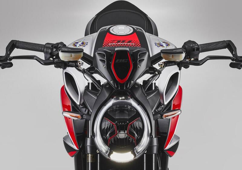 MV Agusta Dragster 800 Dragster 800 RC SCS (2021 - 22) (9)