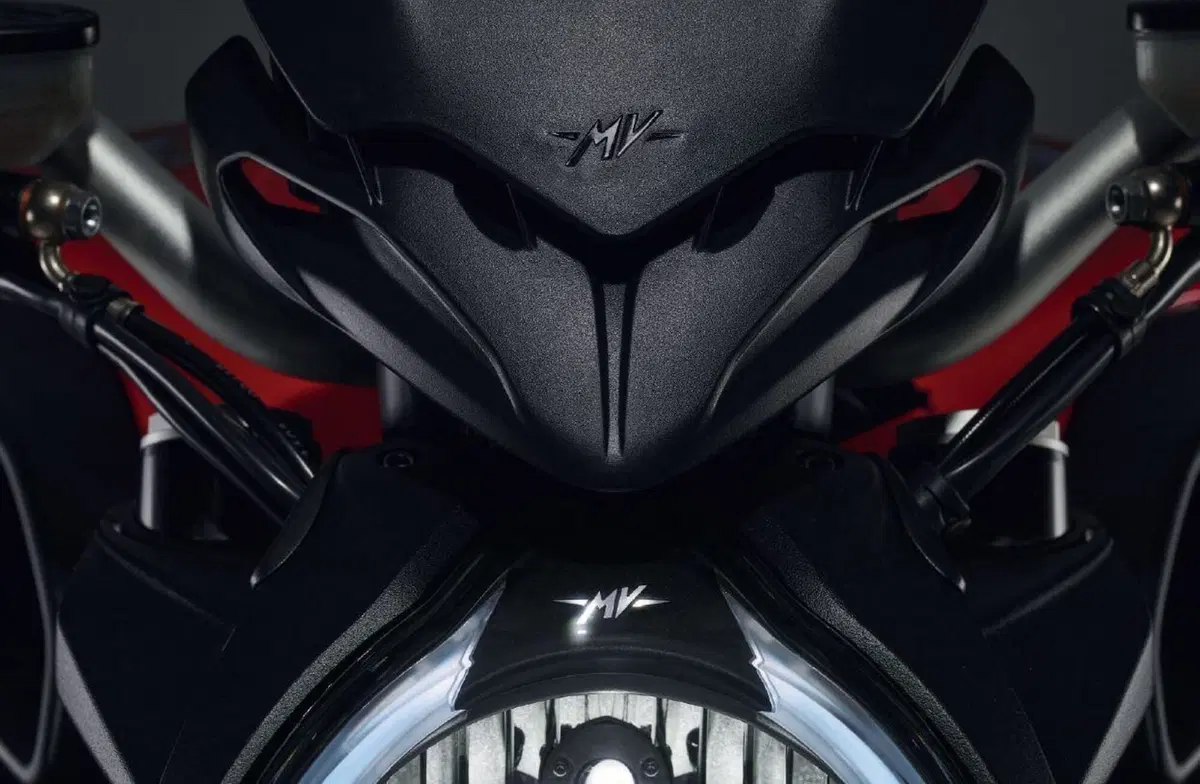 MV Agusta gamma Brutale 800 m.y. 2021: sono tre le versioni (6)