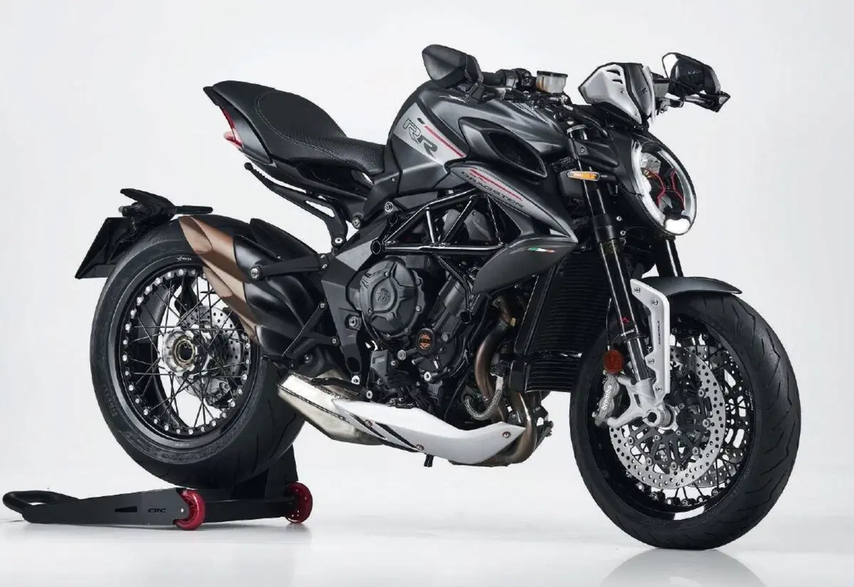 MV Agusta Dragster 800 m.y. 2021: quattro le versioni (2)