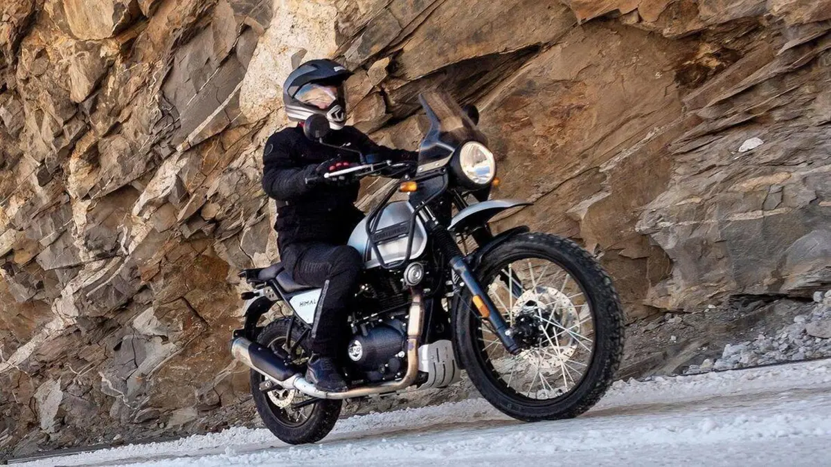 Royal Enfield Himalayan 2021. Ecco come cambia (26)