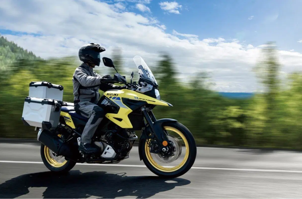 Suzuki V-Strom 1050 XT. Debutta la versione 2021 (5)