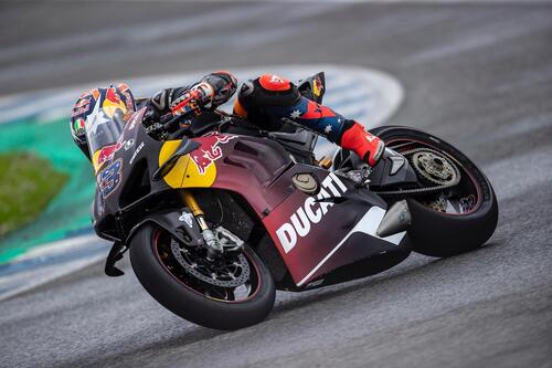 MotoGP. Piloti Ducati al completo sulla Panigale V4 [GALLERY] (9)