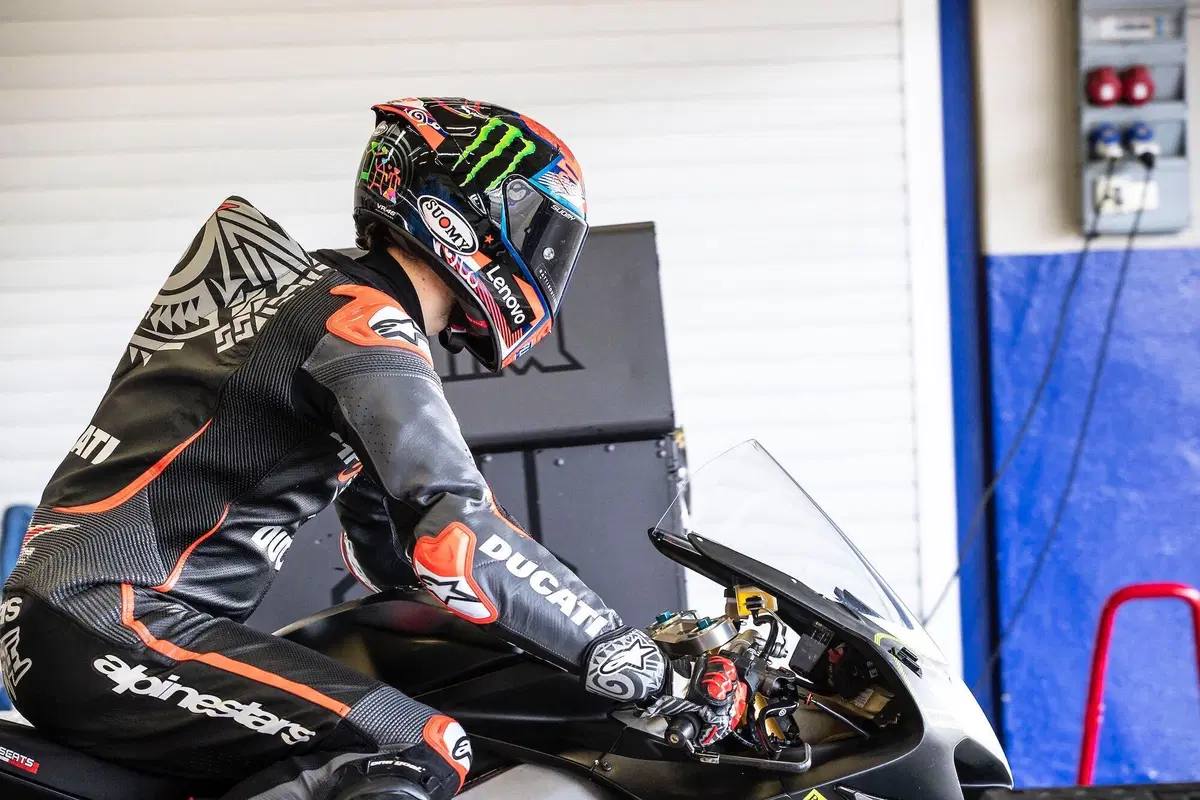 MotoGP. Piloti Ducati al completo sulla Panigale V4 [GALLERY] (23)