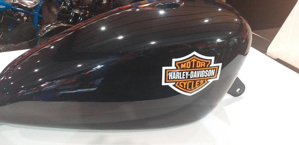 Serbatoio Benzina 12 litri per Sportster Harley-Davidson (2)