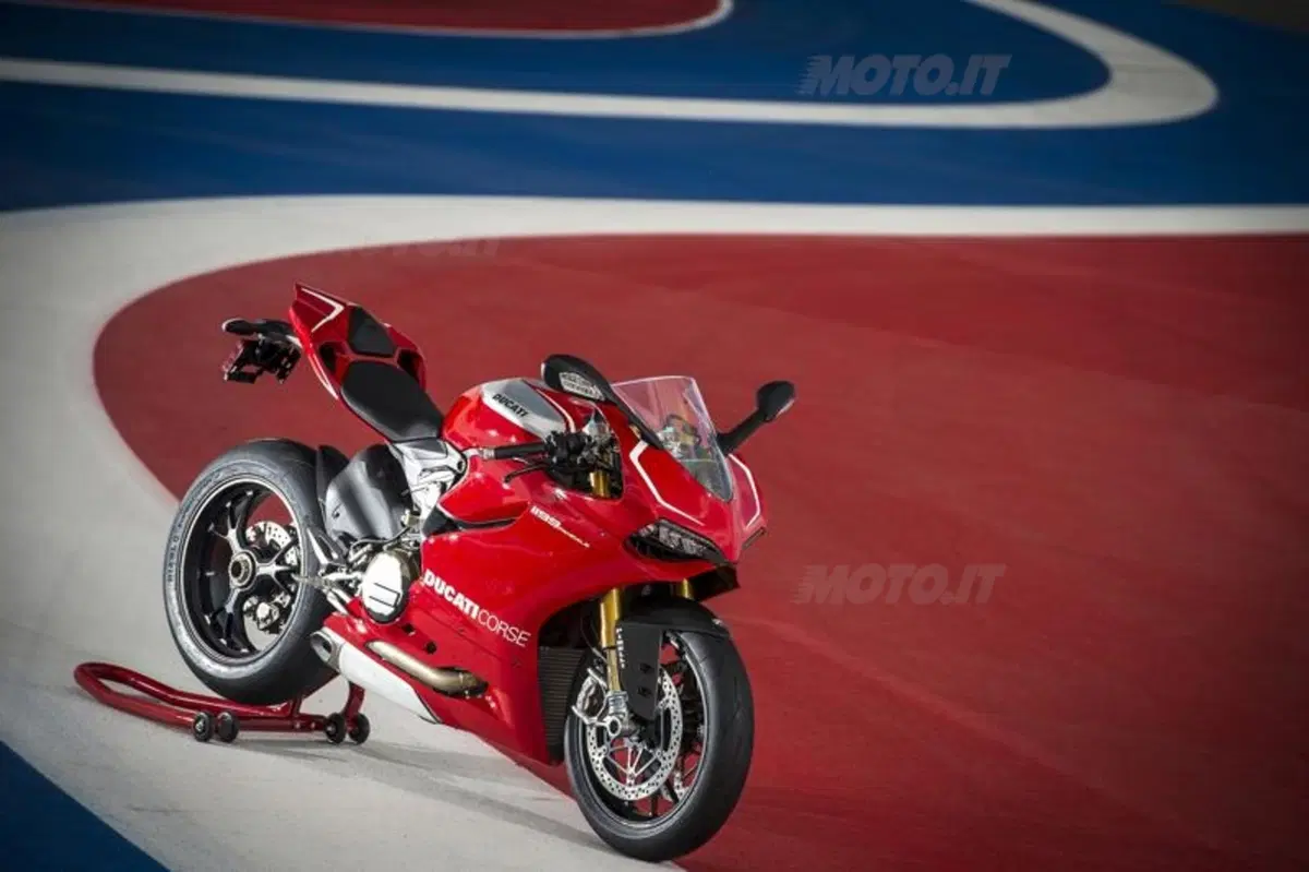 Ducati 1199 Panigale R  (17)