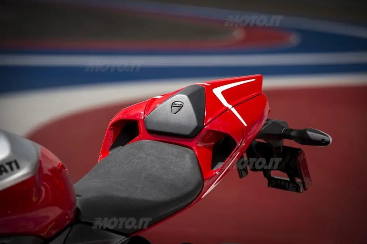 Ducati 1199 Panigale R  (25)