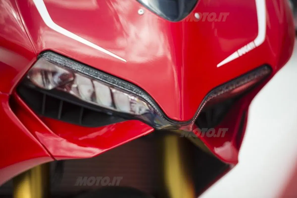 Ducati 1199 Panigale R  (33)