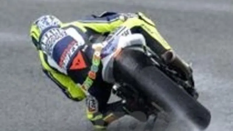 Test Jerez, Rossi: "Solo in gara si vedr&agrave; il potenziale sull'acqua"
