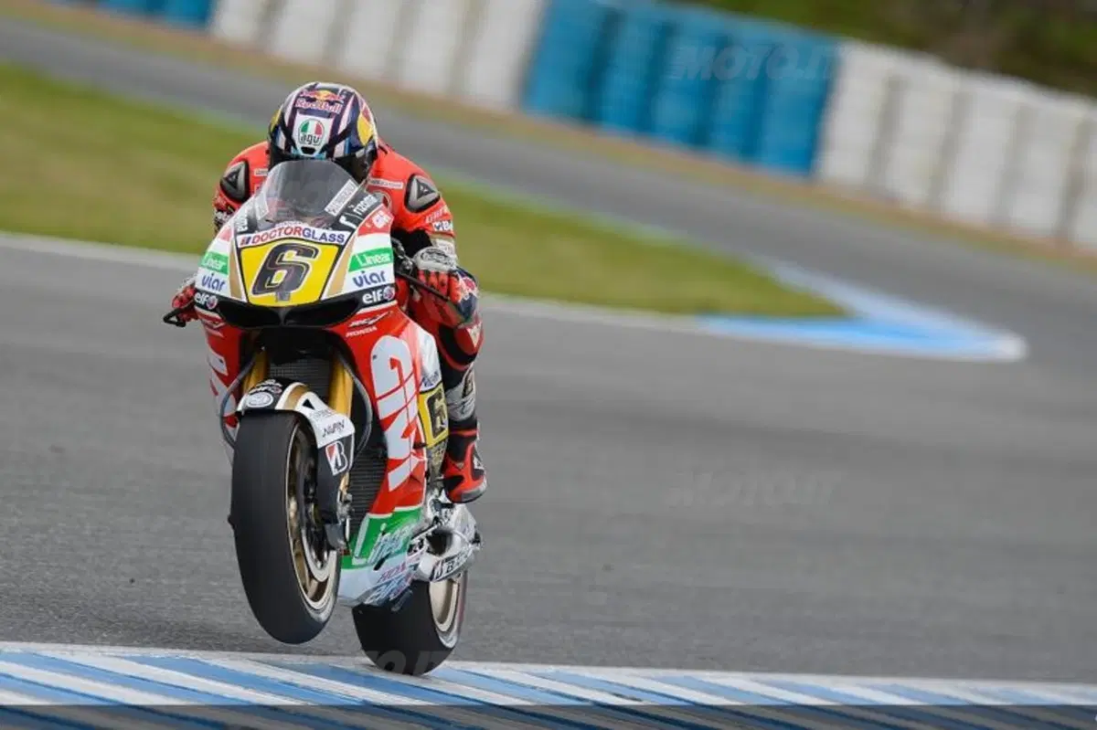 Rossi: "Me la posso giocare con Lorenzo", e gli altri non stanno a guardare (3)