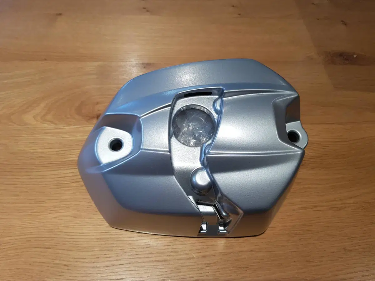 Coperchio Testata argentato SX NUOVO BMW