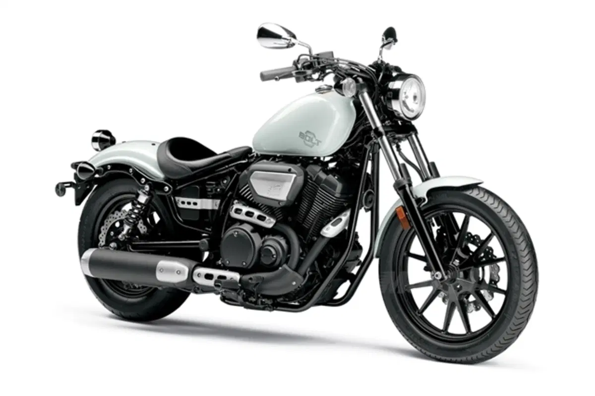 Yamaha: due custom per il mercato USA (6)