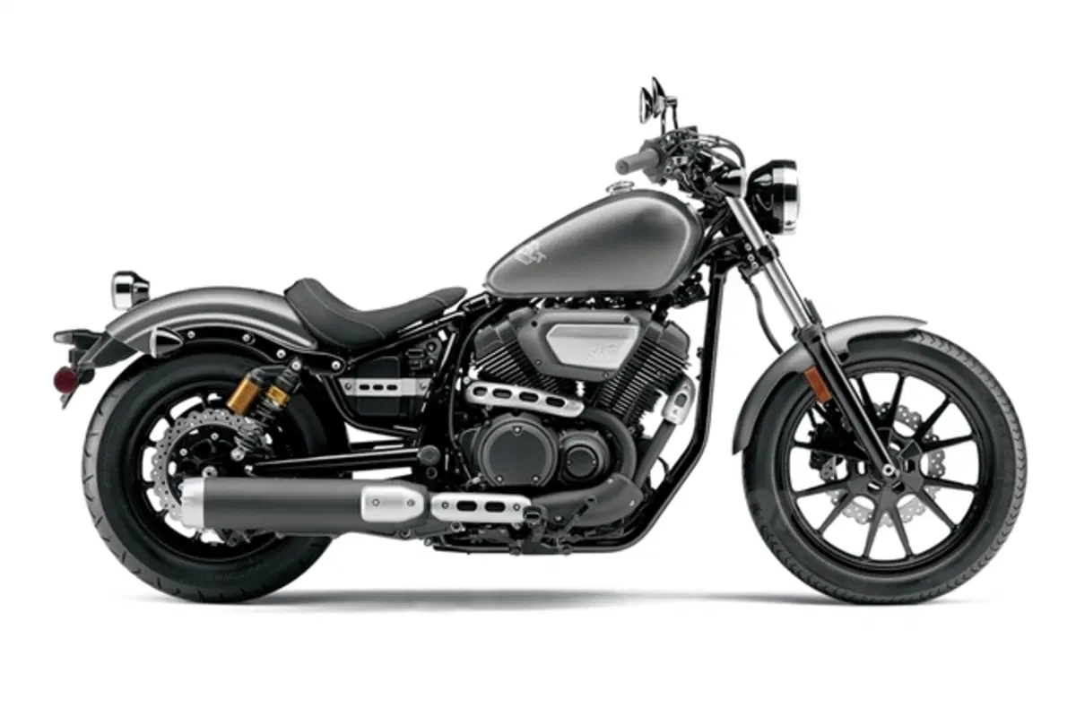 Yamaha: due custom per il mercato USA (15)