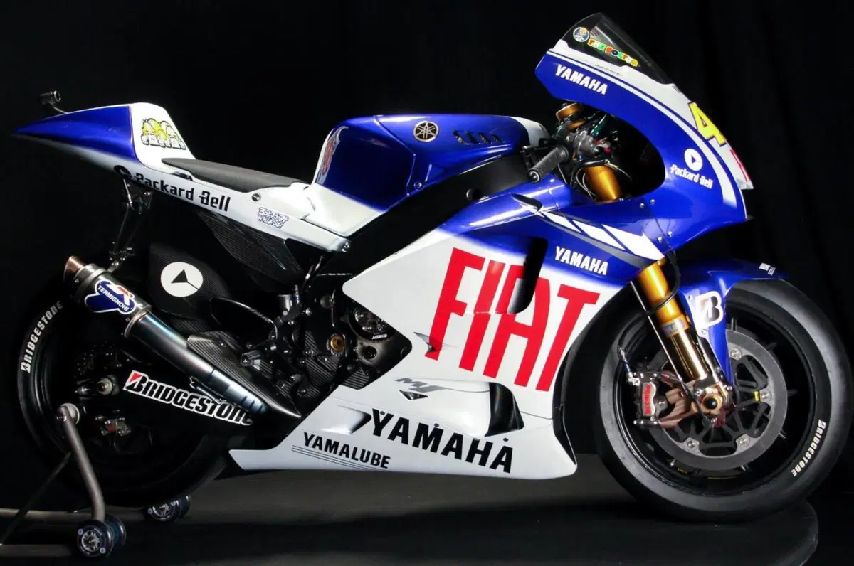 La storia della Yamaha M1 in venti immagini [GALLERY] (8)
