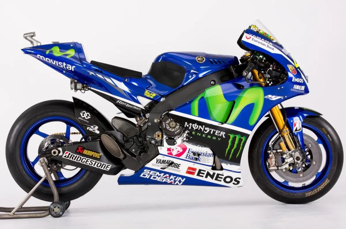 La storia della Yamaha M1 in venti immagini [GALLERY] (14)