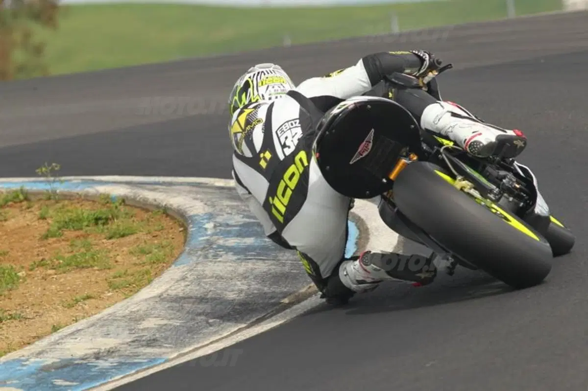 Bostrom e Atlas con le Empulse RR nel campionato TTXGP (5)