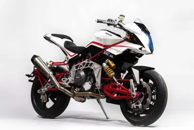 Bimota Tesi 3D Edizione Finale: tre esemplari in vendita in UK