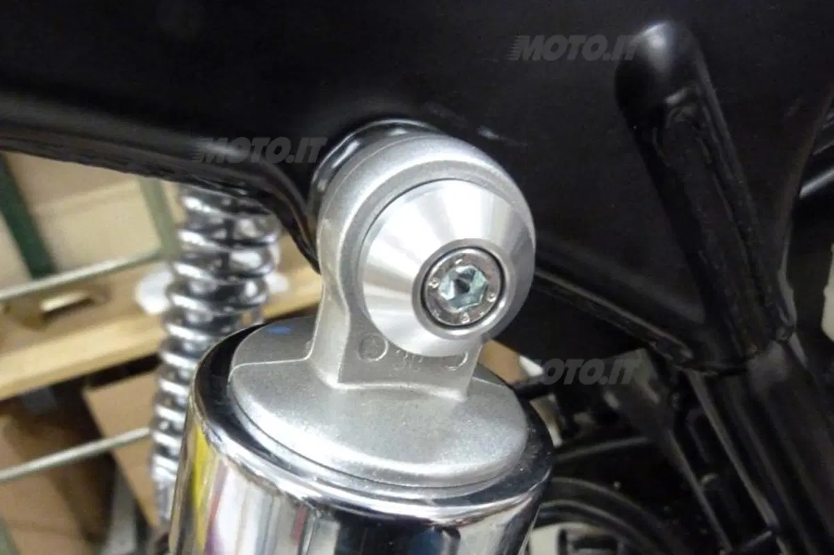 Free Spirits: Triumph Classic Riser Block and Damper kit plugs (3)