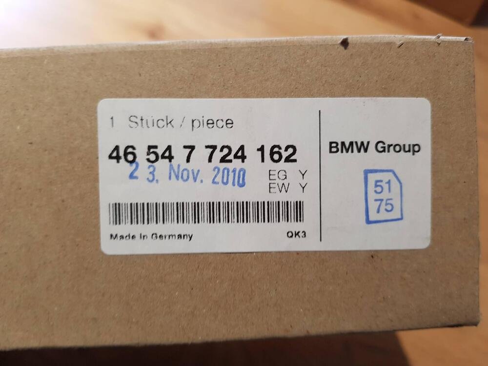 Sportello del cassetto per BMW (3)