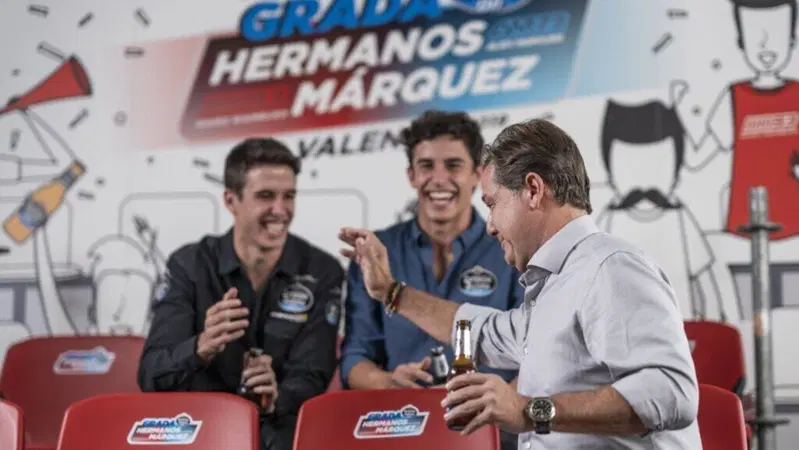 MotoGP. Estrella Galicia ha lasciato la Moto3, ma non i fratelli Alex e Marc Marquez