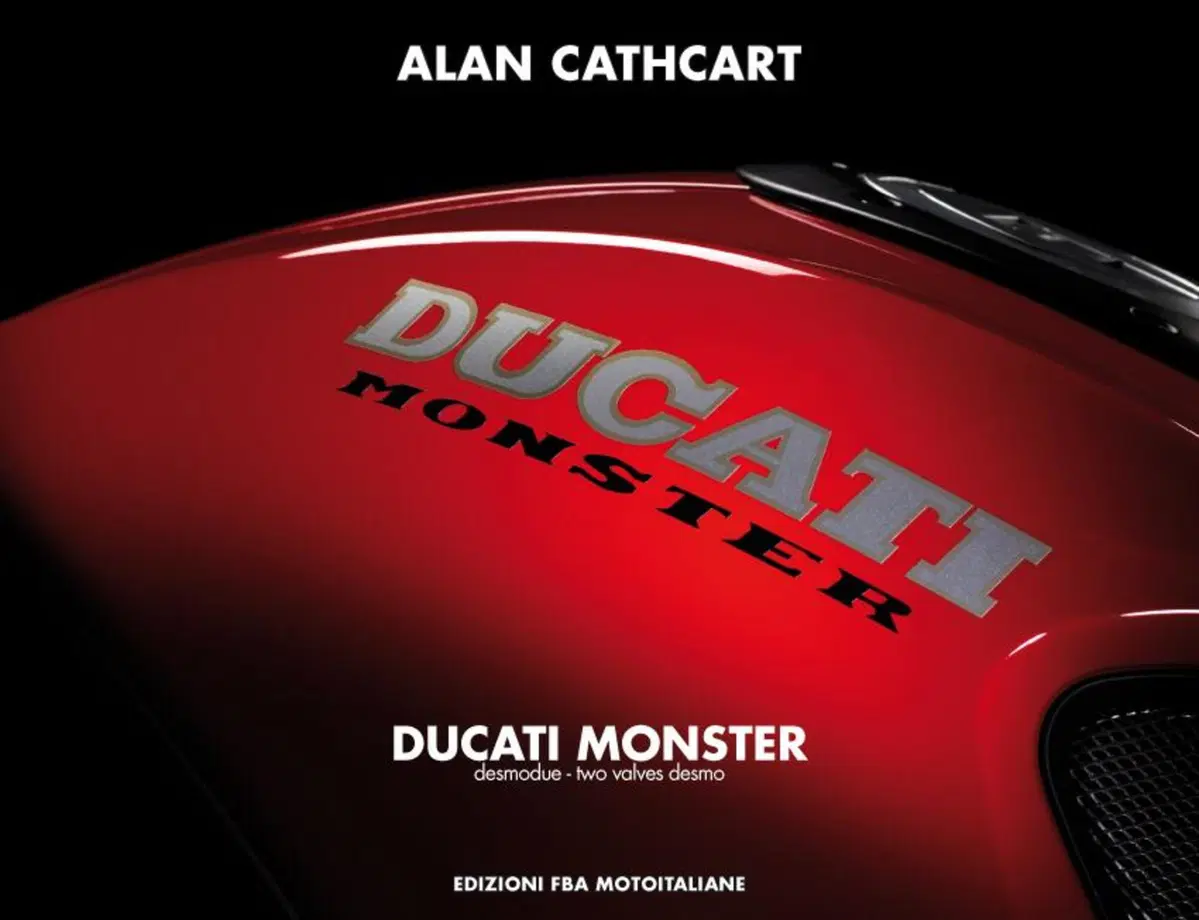Ducati Monster: un libro dedicato ai "mostri" a due valvole