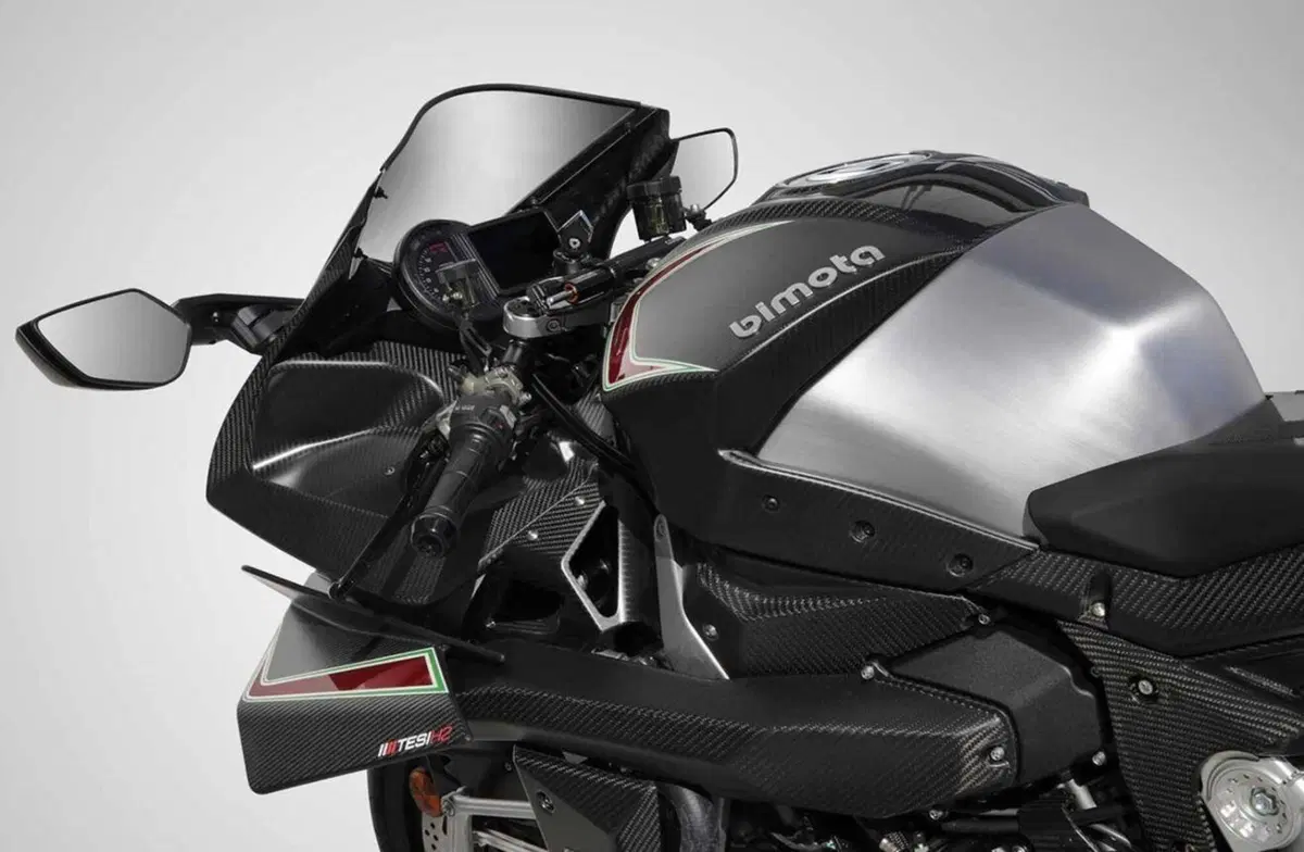 Bimota, prime immagini della Tesi H2 Carbon (6)