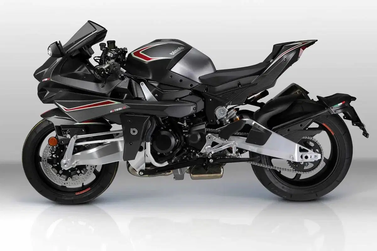 Bimota, prime immagini della Tesi H2 Carbon (15)