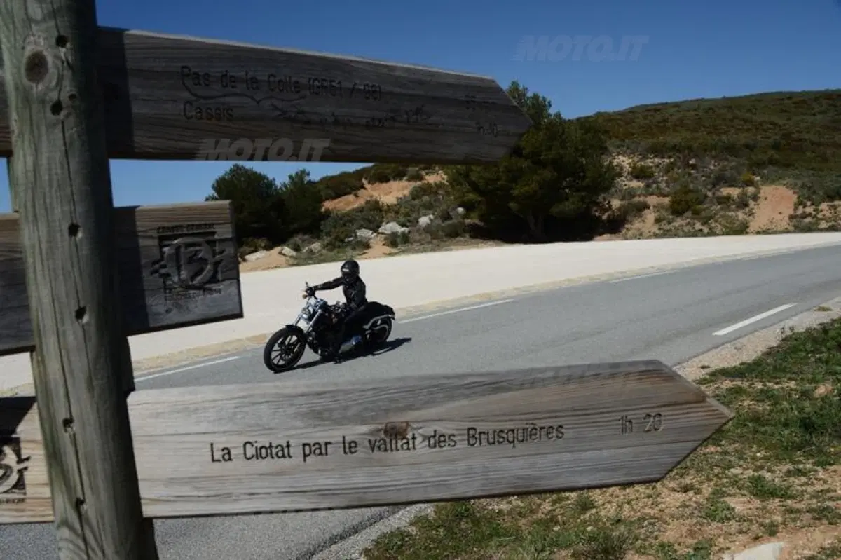Harley-Davidson Softail Breakout  (4)