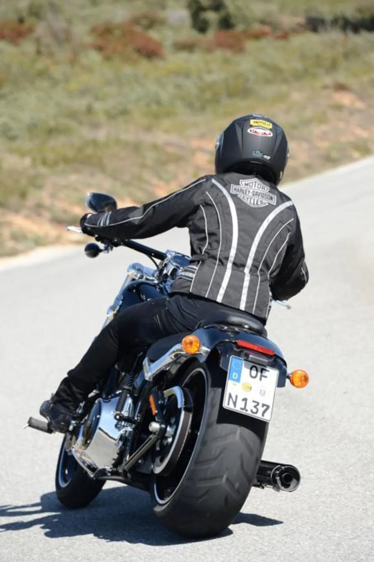 Harley-Davidson Softail Breakout  (8)