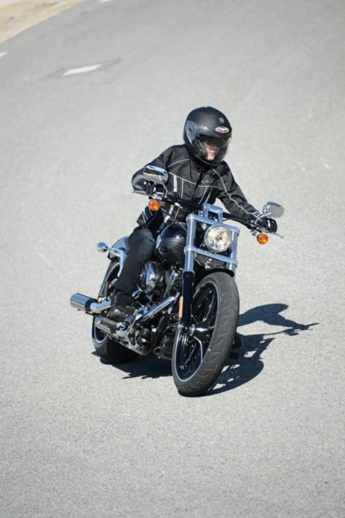 Harley-Davidson Softail Breakout  (9)