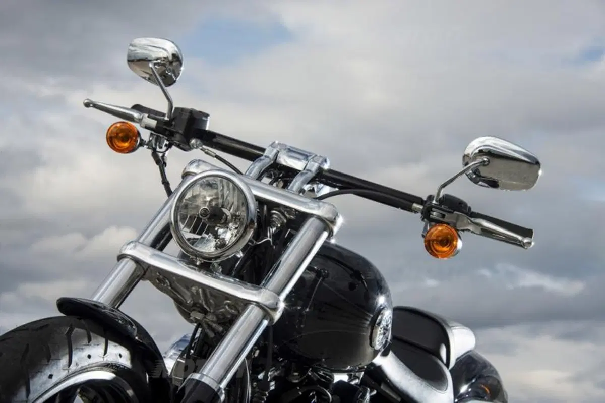Harley-Davidson Softail Breakout  (25)