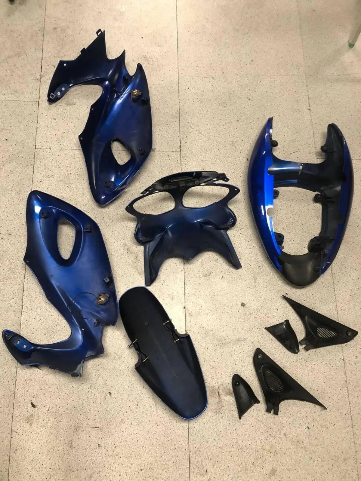 Carene plastiche per Suzuki SV 650 S '99-'02 (2)