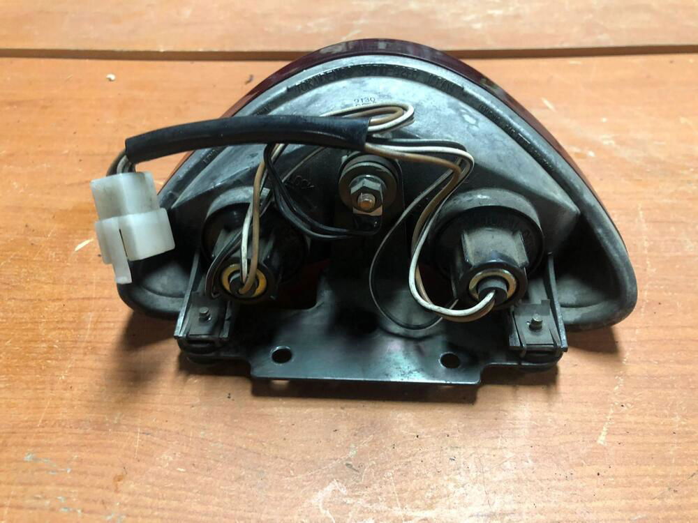 Faro posteriore Suzuki SV 650 S '99-'02 (2)