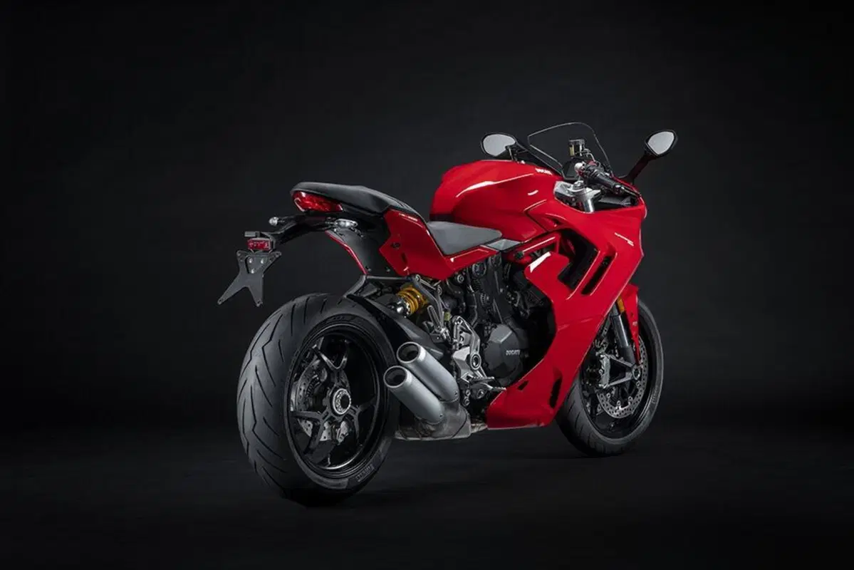 Ducati SuperSport 950 e 950 S 2021: dati e foto (3)