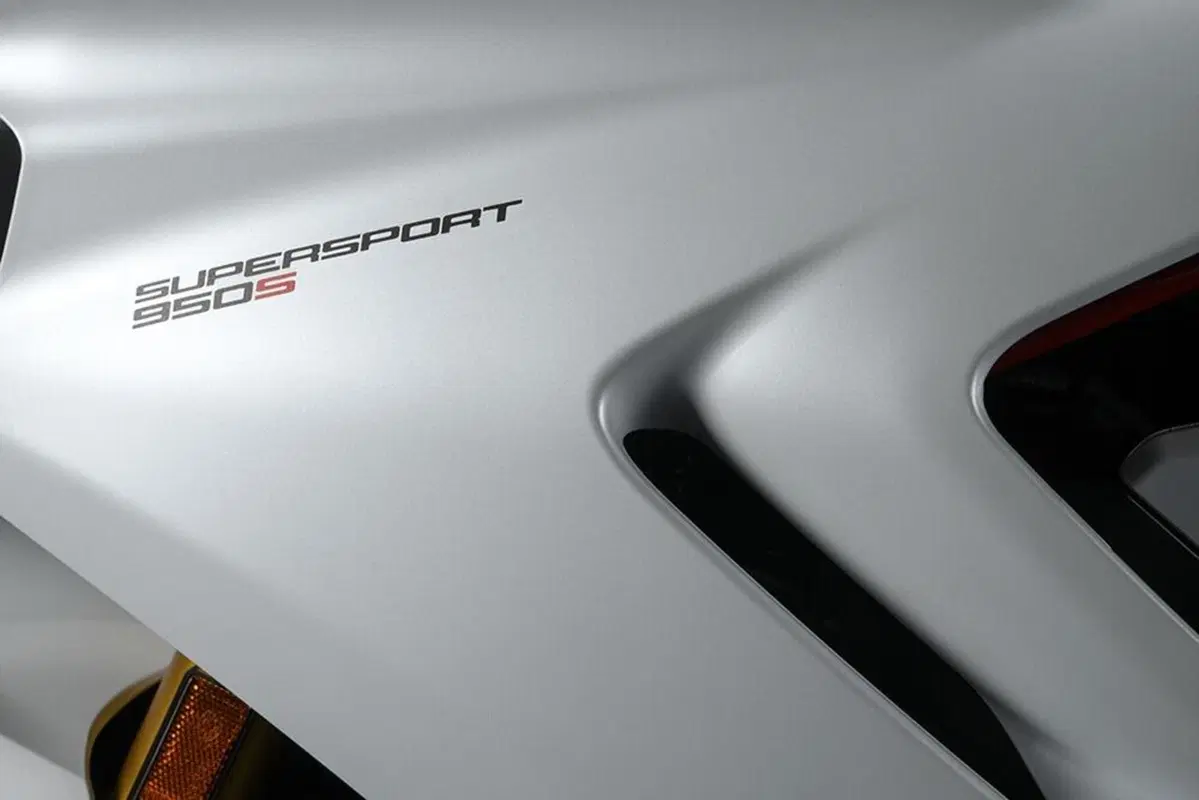 Ducati SuperSport 950 S 2021 (15)
