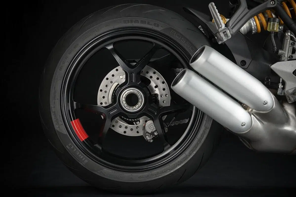 Ducati SuperSport 950 S 2021 (25)